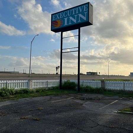 Executive Inn Robstown Eksteriør bilde