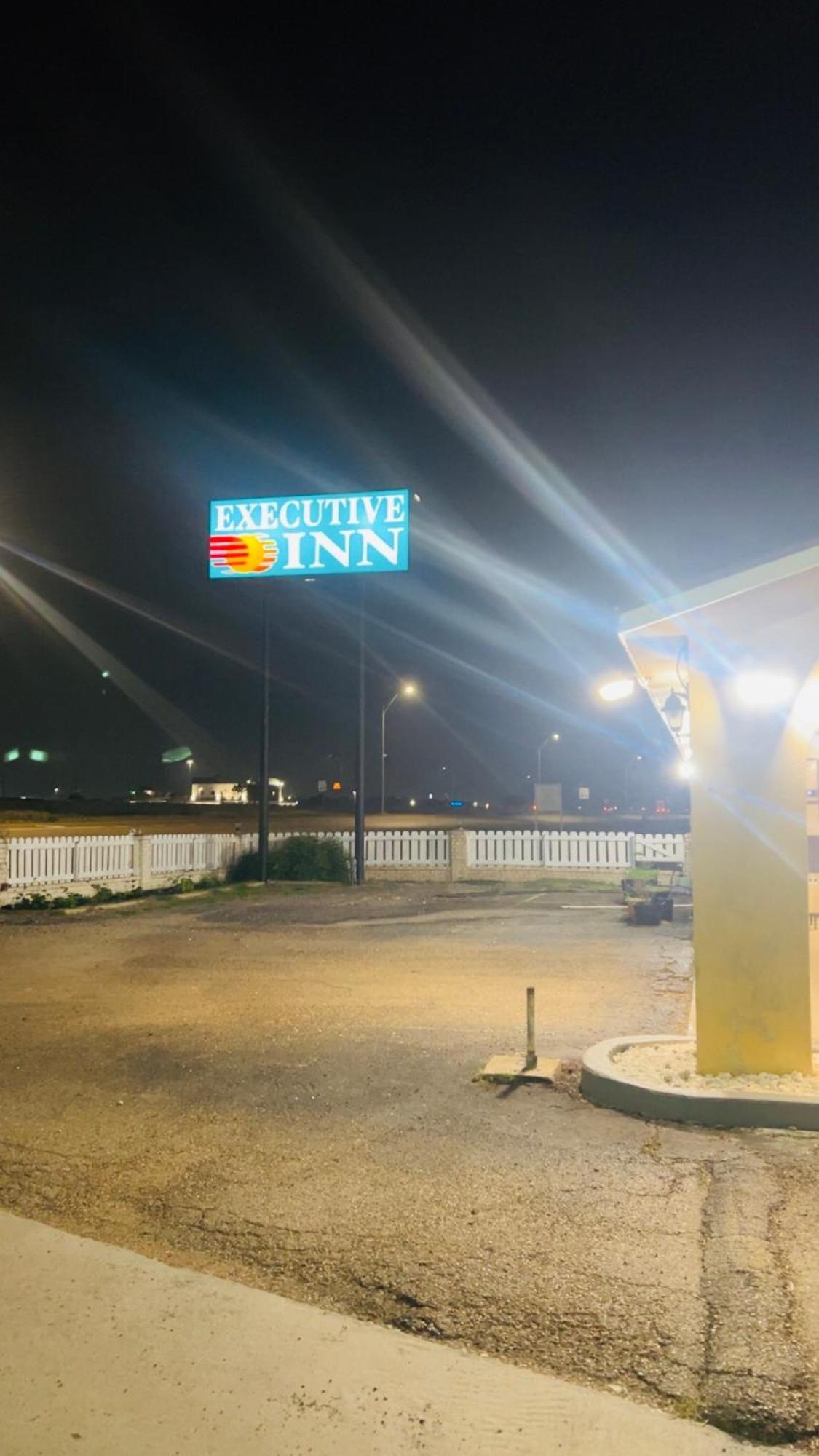 Executive Inn Robstown Eksteriør bilde